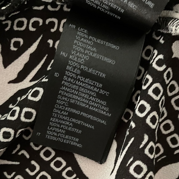 H&M Divided women’s size 2 bird motif lined mini Dress - Picture 14 of 16